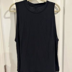 Lululemon top. size 6